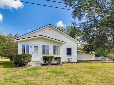 102 S Karwick Rd, Michigan City, IN, 46360
