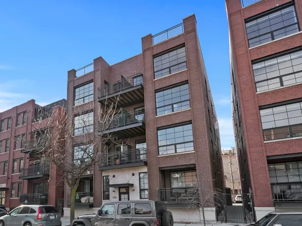1228 N Bosworth Ave #202, Chicago, IL 60642