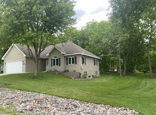 N3072 Begonia Rd, Lake Geneva, WI 53147
