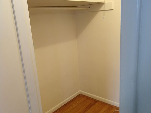 5th image of 5361 Plumridge Dr APT 4