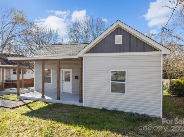 958 13th St, Lancaster, SC 29720