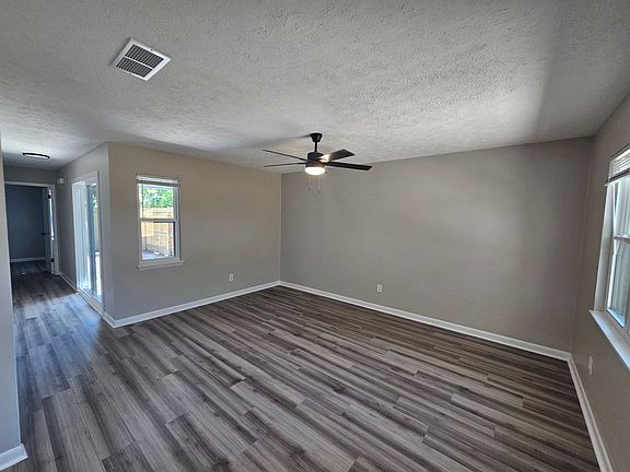 2nd image of 1510 Arthur Ave #A