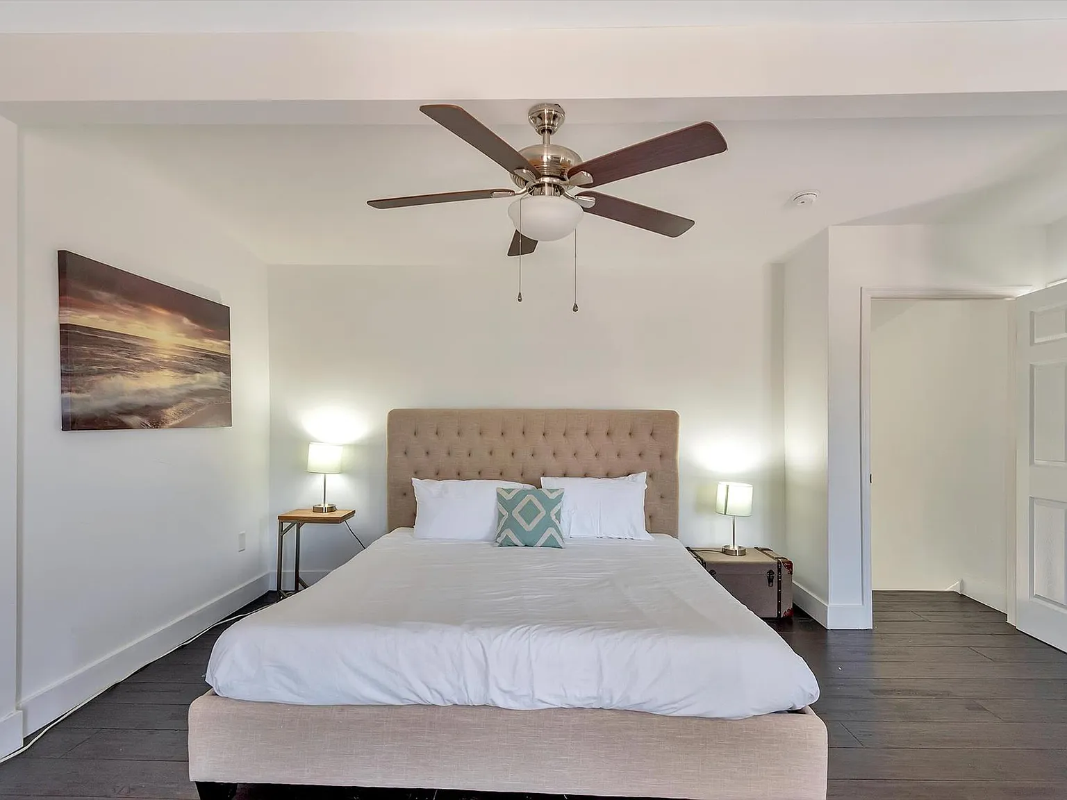 4 bed, 2439 sqft, $9,000 — Photo 4
