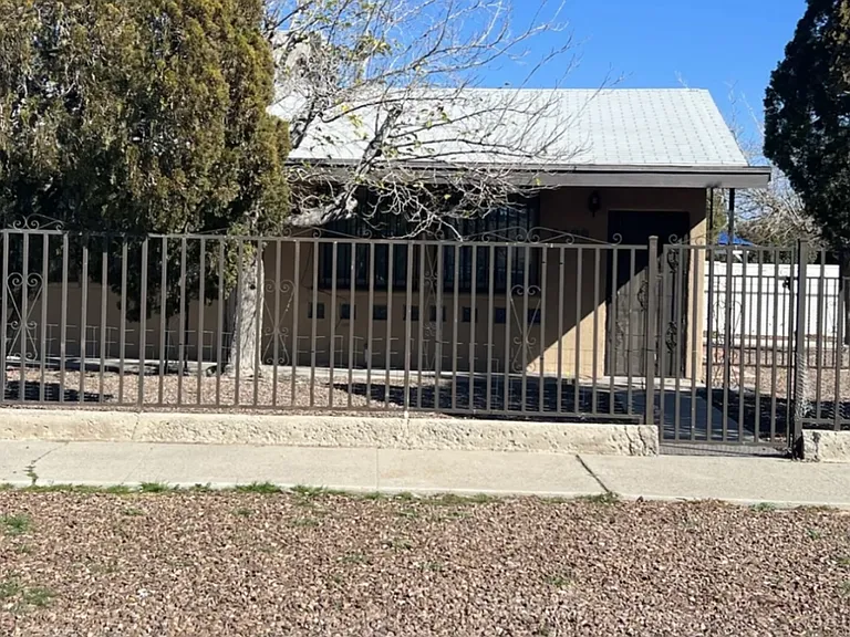 6399 Normandy Dr #A — Photo 2