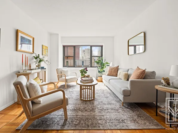 20 West 64th Street image 1 of 8