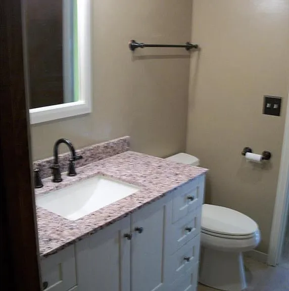 9307 Greenway Ln — Photo 3