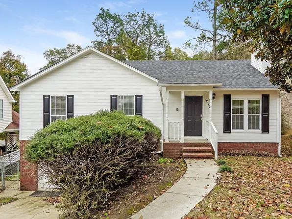 2724 Wellington Dr, Pelham, AL 35124