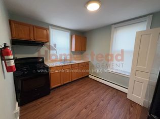 27 Main St, Darby, PA 19023
