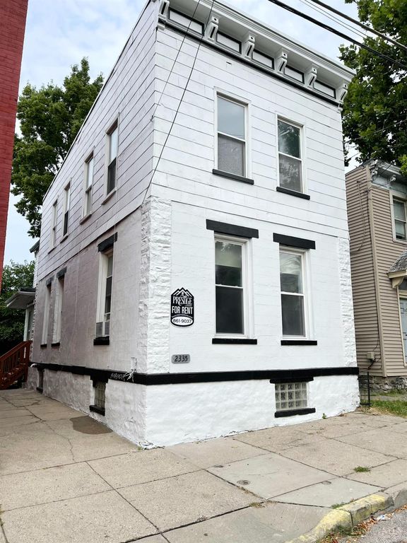 Real estate listing image