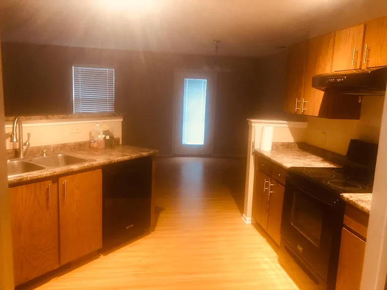 12198 Maize Dr — Photo 5