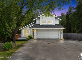 18631 Little Cape Cir, Eagle River, AK 99577