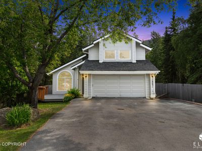18631 Little Cape Cir, Eagle River, AK, 99577