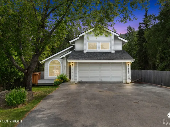 18631 Little Cape Cir, Eagle River, AK 99577