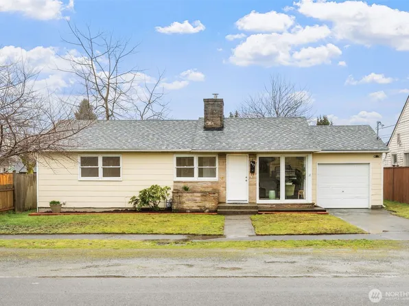 407 9th Street NW, Puyallup, WA 98371