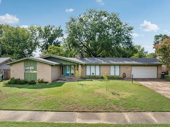 5212 S 68th East Pl, Tulsa, OK 74145