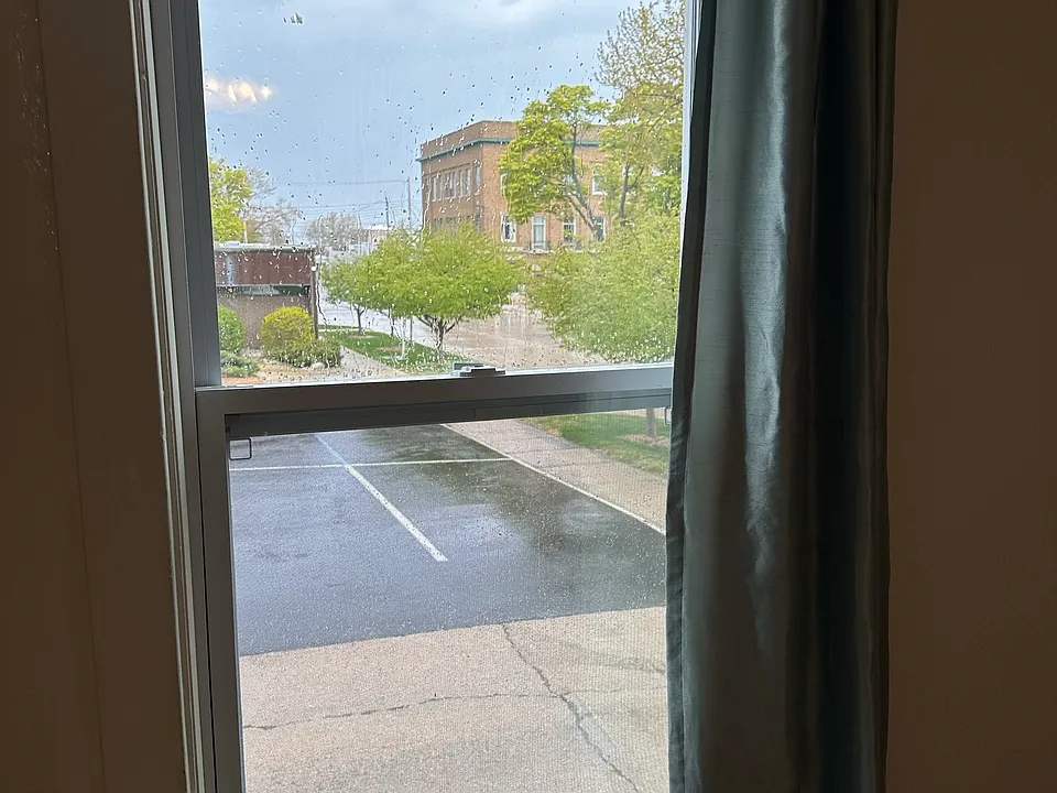 Great views out of all the west facing windows.