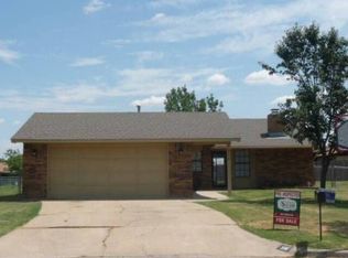 316 SW 75th St, Lawton, OK 73505