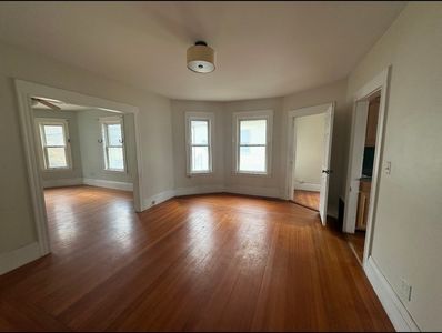 89 Essex St APT 2, Swampscott, MA, 01907