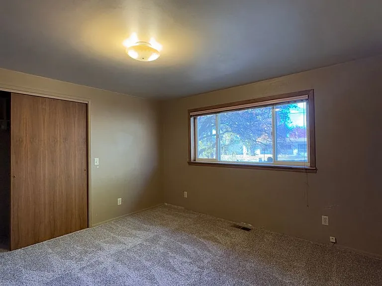 1001 N Brooklane St — Photo 38
