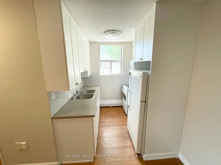 111 Market St #207 — Photo 8