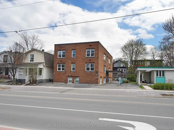 310 Byron Ave #3, Ottawa, ON K1Z 6Z1