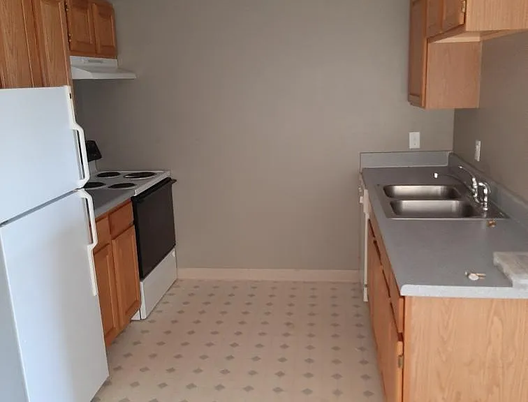 2401 N 8th St #1 — Photo 2
