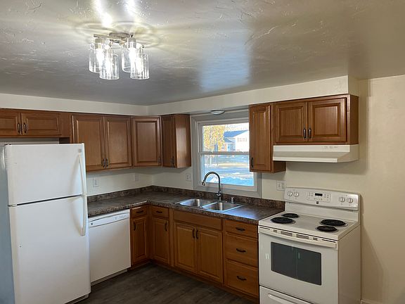 2nd image of 3009 Glendale Ave #3009