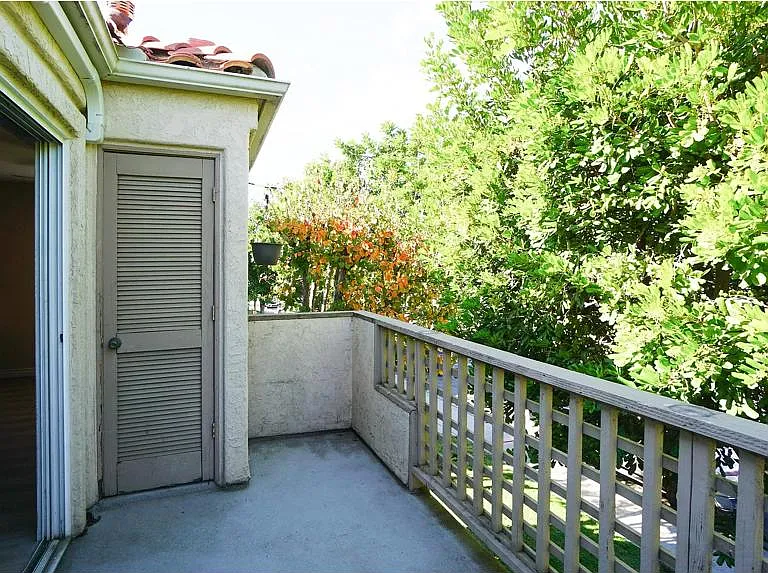 256 Beech Ave #D — Photo 7