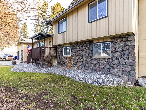 2nd image of 2615 S Timberlane Dr