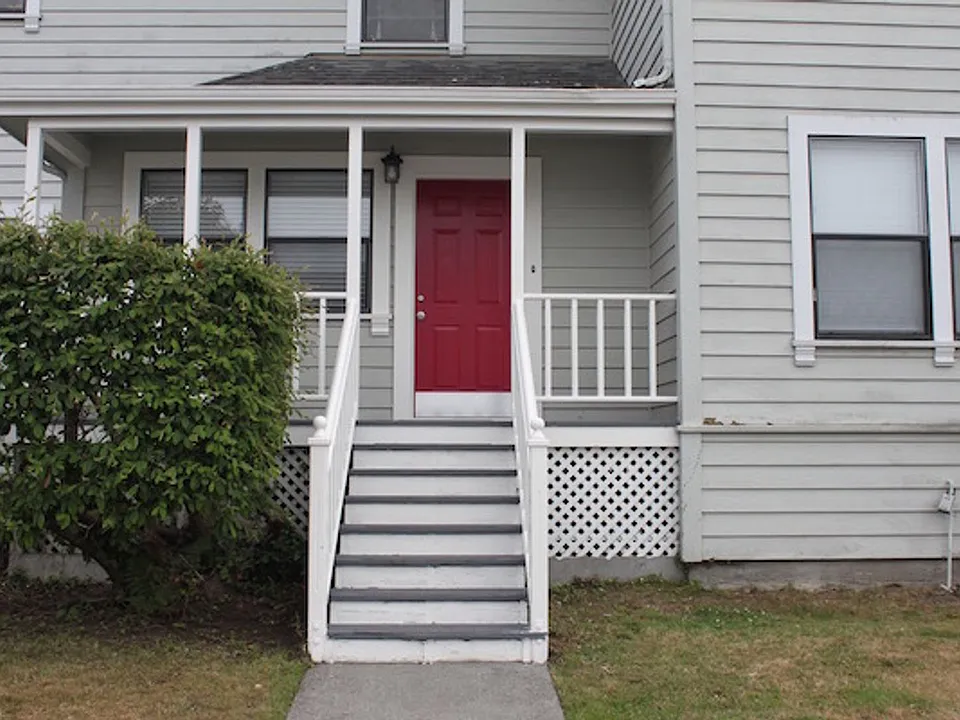 1303 I St