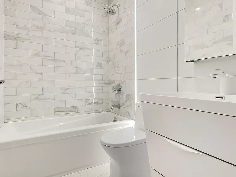 198 Clifton Pl — Photo 4