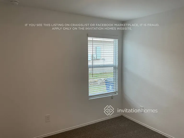 3220 Crestone Dr — Photo 7