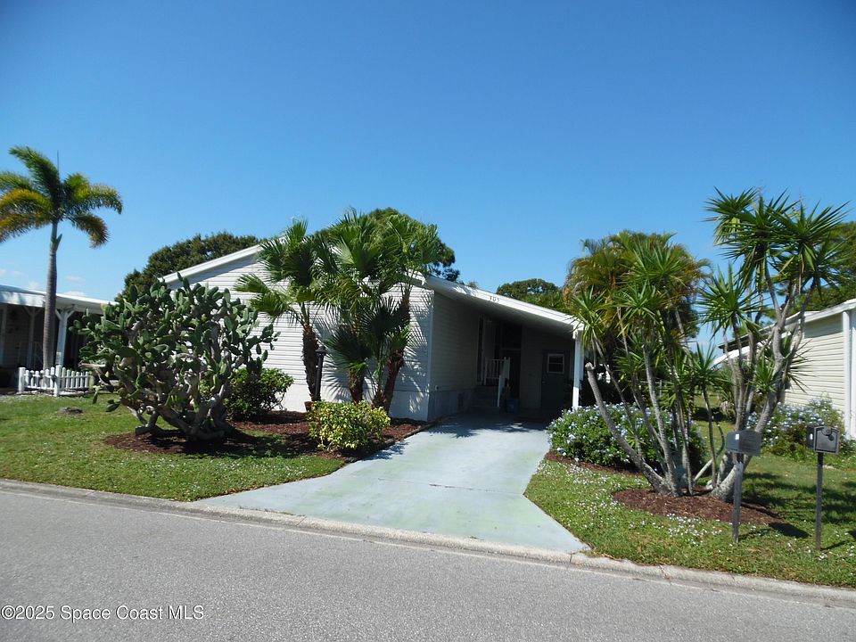 1st image of 305 Egret Cir
