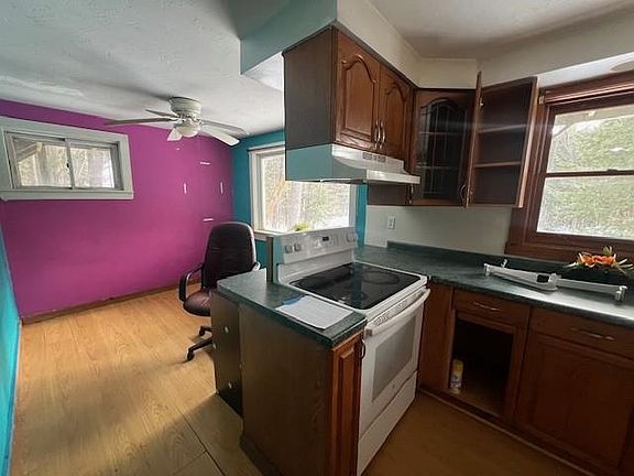 3rd image of 44 Arlene Drive
