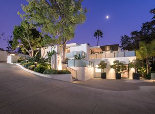 920 N Foothill Rd, Beverly Hills, CA 90210