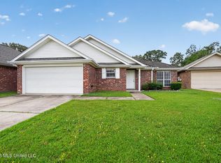 215 David St, Pearl, MS 39208