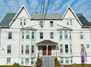 400 Atlantic St APT 3B, Bridgeport, CT 06604
