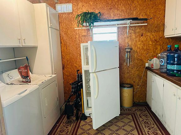 5th image of 313 Magnolia Dr #313