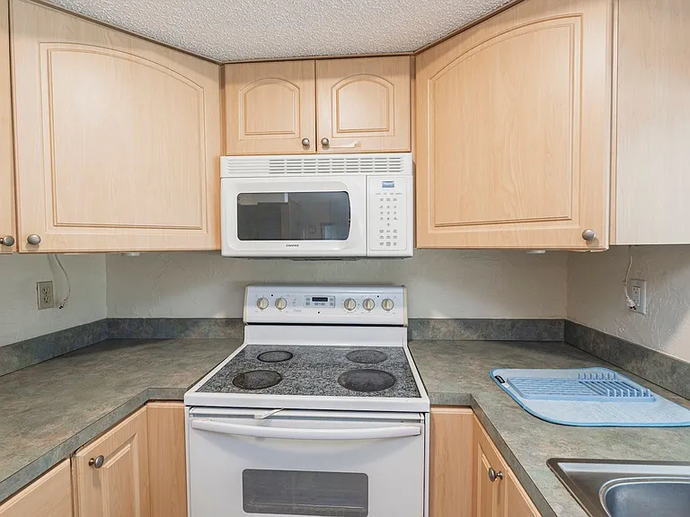 13009 Club Dr — Photo 11