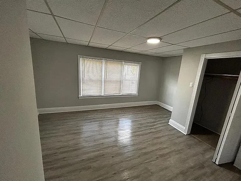 1616 Ferry St #2 — Photo 4