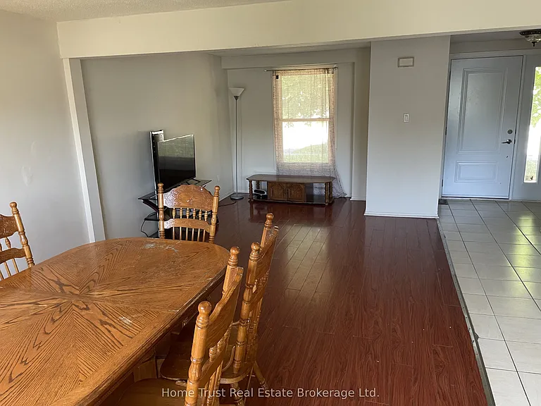 699 Scottsdale Dr — Photo 6