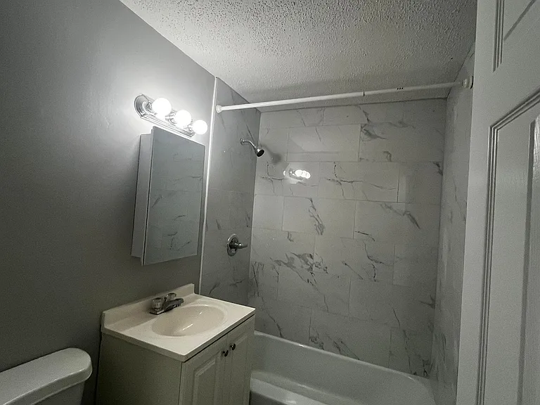 142 S Main St #3C — Photo 14