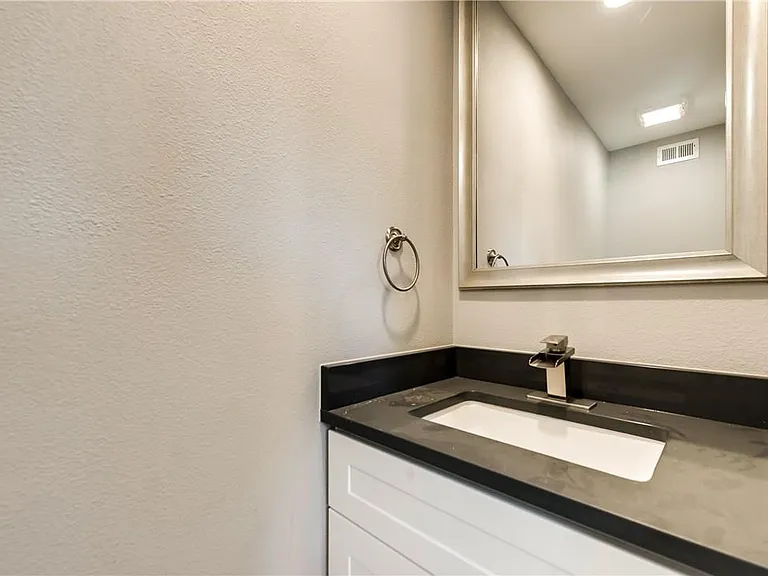 10216 Carry Back Cir — Photo 21