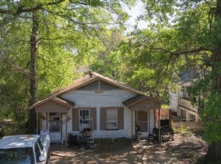 906-908 E 10th St, Texarkana, AR 71854