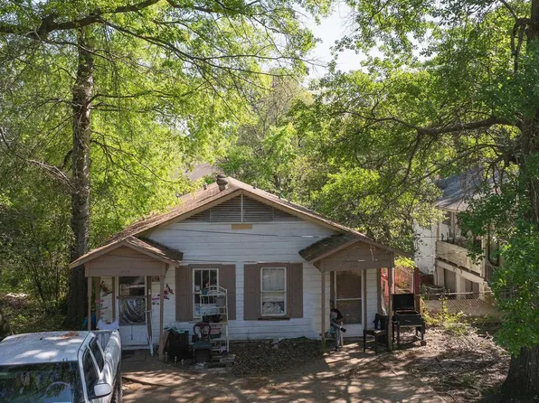 906-908 E 10th St, Texarkana, AR 71854