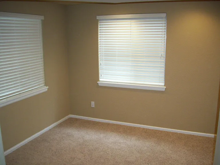 16141 Martingale Dr — Photo 25