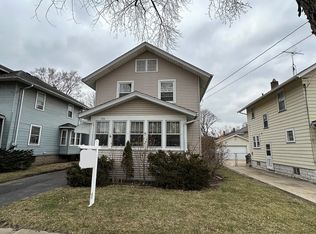 516 Simms St, Aurora, IL 60505