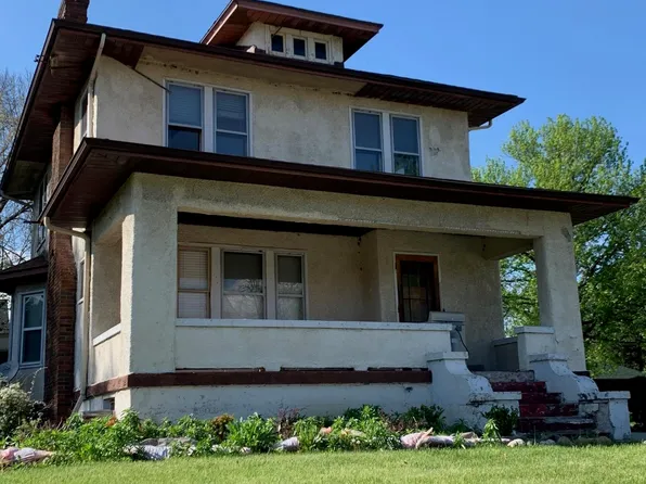 928 N 13th St, Keokuk, IA 52632