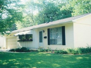 717 Hollybrook Dr, Midland, MI