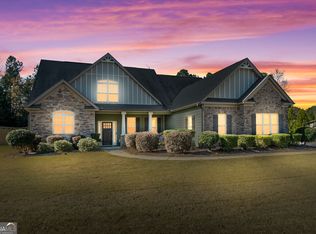 165 Caraway Rd, Locust Grove, GA 30248